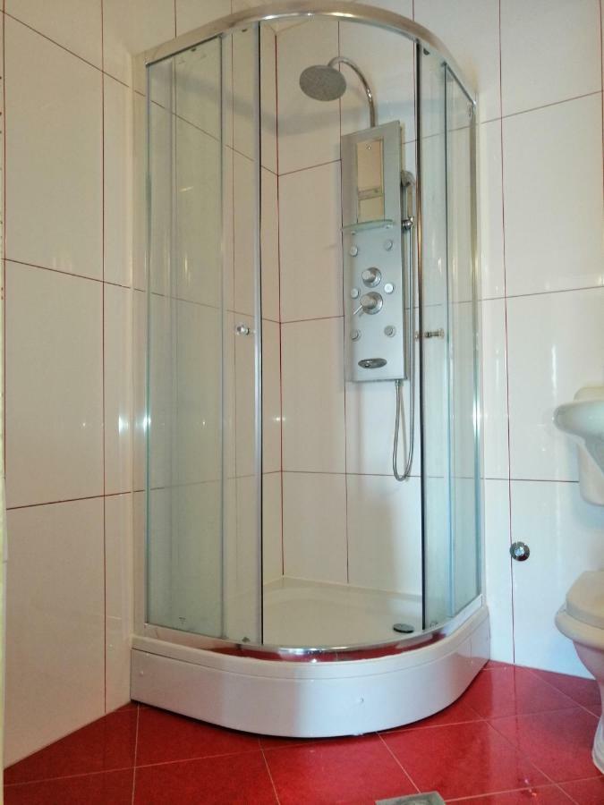 פוסדריה Apartman Rosanda מראה חיצוני תמונה